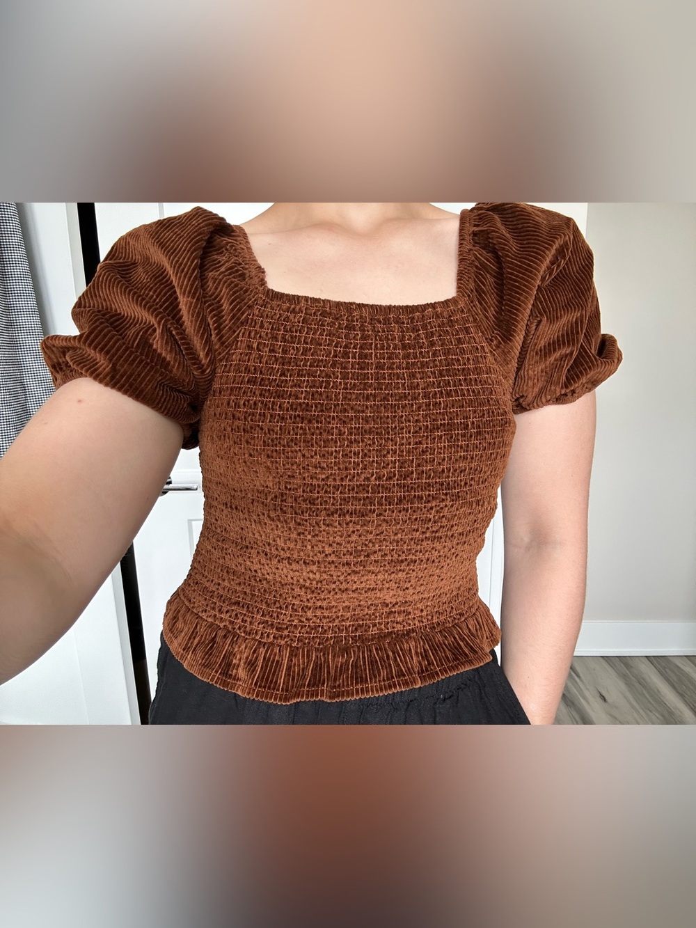 Women's American Eagle Square Neck Teddy Brown Corduroy Puff Sleeve Crop Top